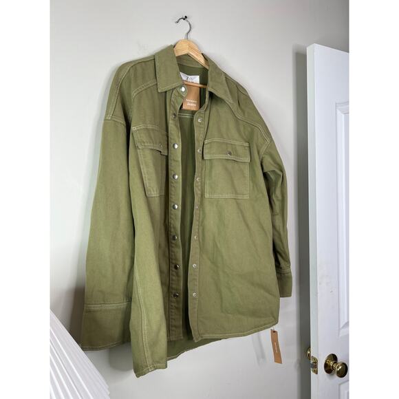 NWT Reformation Ace Oversized Shirt Button Down Patch Jacket Dried Herbs Size: M - Picture 3 of 8